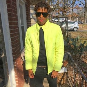 Meet your Posher, Mack